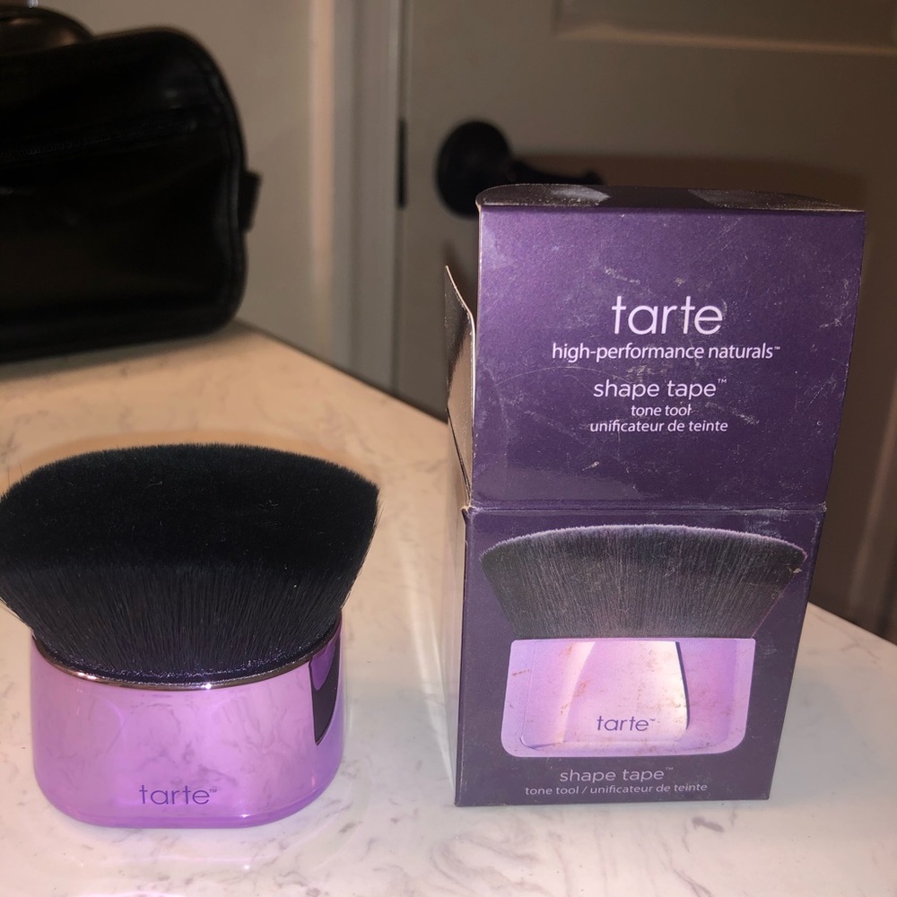 Tarte Shape Tape Tone Tool Brush